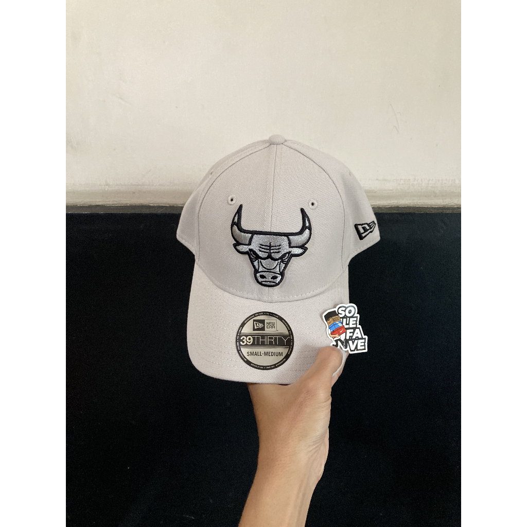 TOPI 3930 X NBA CHICAGO BULLS Q123 STONE PACK ORIGINAL NO BOX