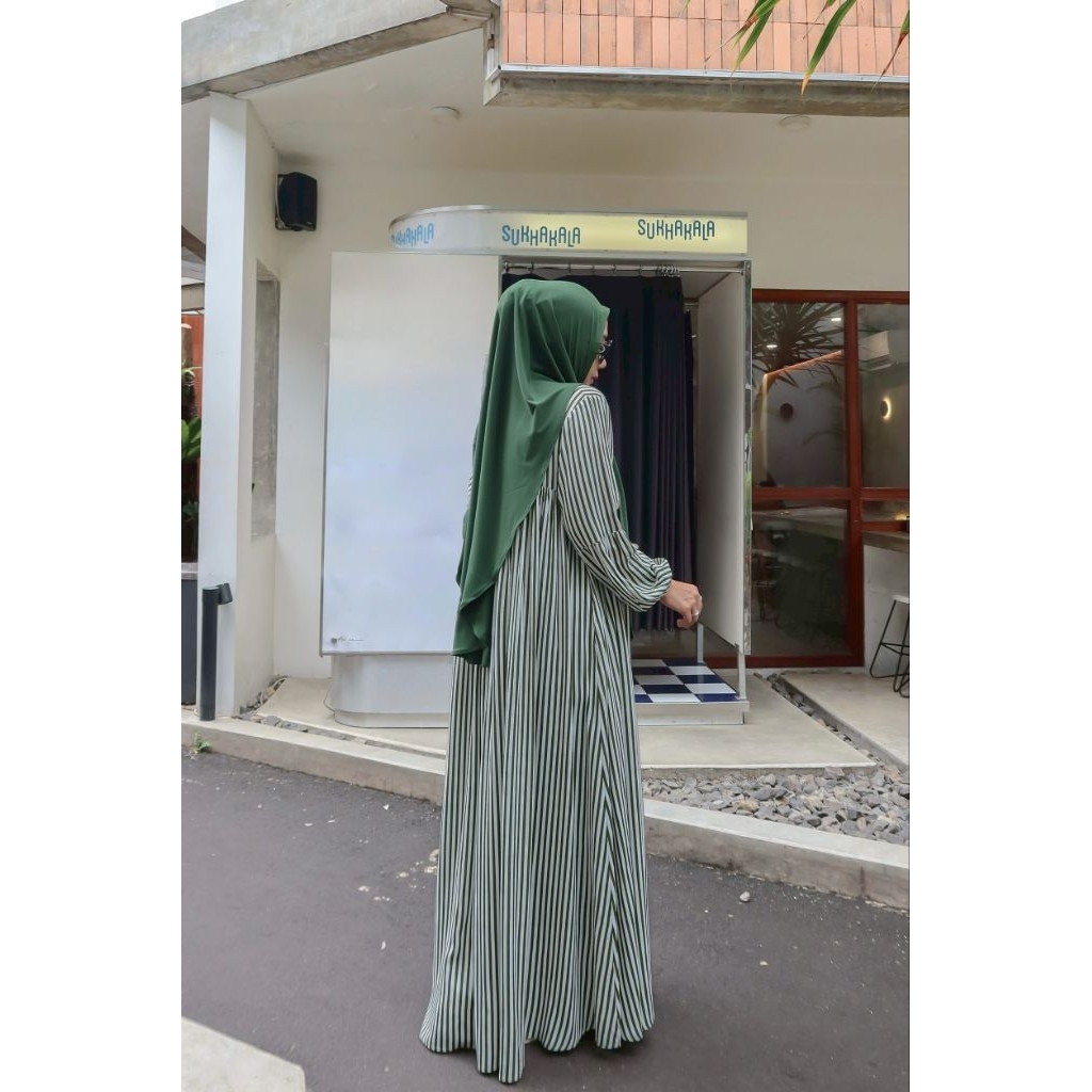 Zafeetri Basic little stripe white army Dress Saja Tanpa Khimar