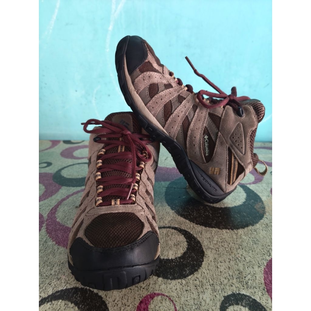 Sepatu Gunung/Outdoor Columbia