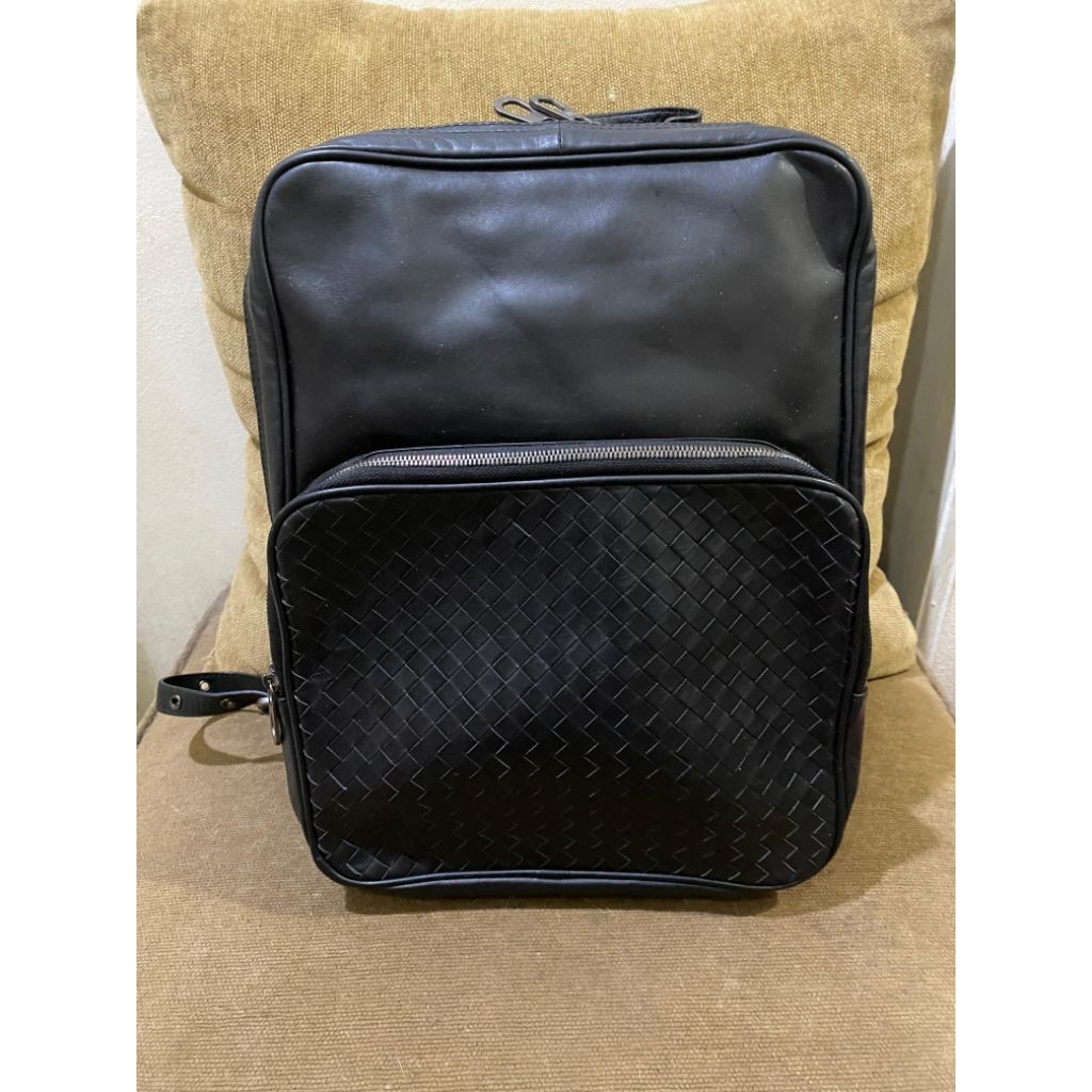 backpack laptop boteg black leather good quality
