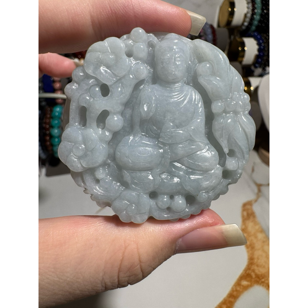 Liontin Giok Putih Buddha & Flower