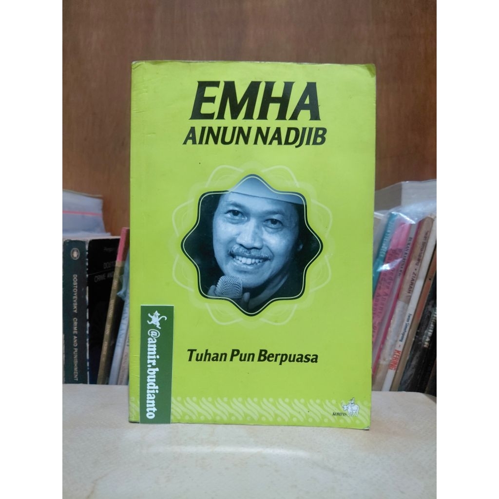 Tuhan Pun Berpuasa Emha Ainun Nadjib