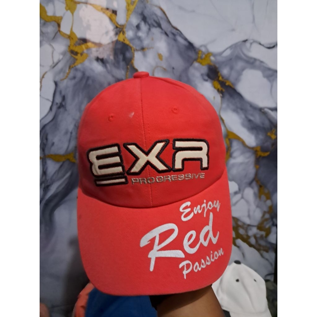 topi exr