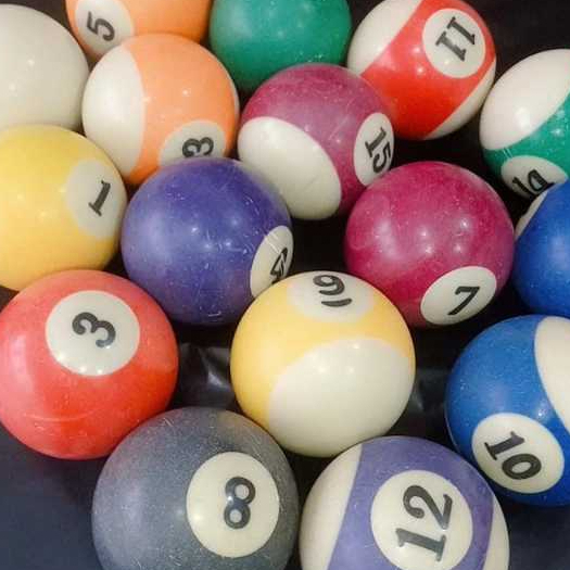 Bola Billiard Satuan bola biliard hanya 90% bekas