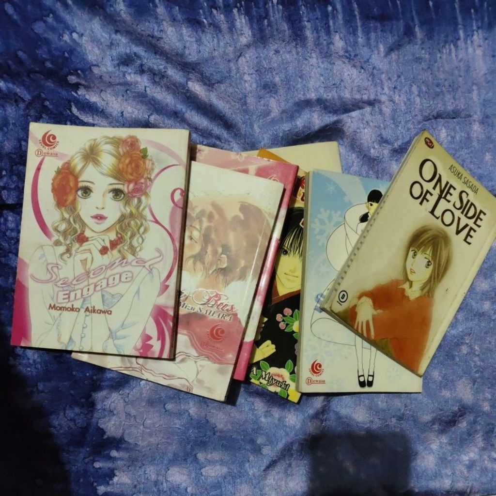 KOMIK JEPANG KATEGORI DEWASA