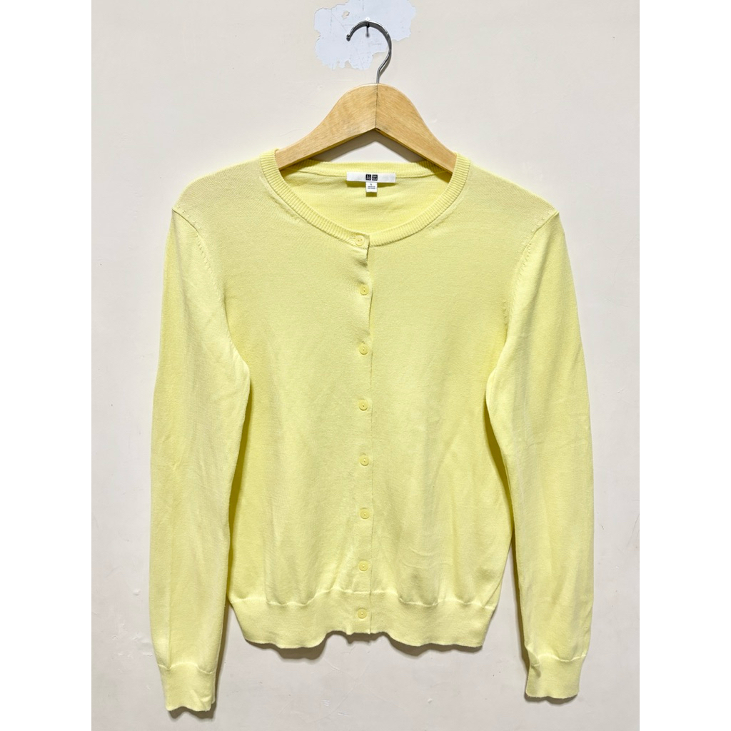 Cardigan Uniqlo Softyellow Full Tag