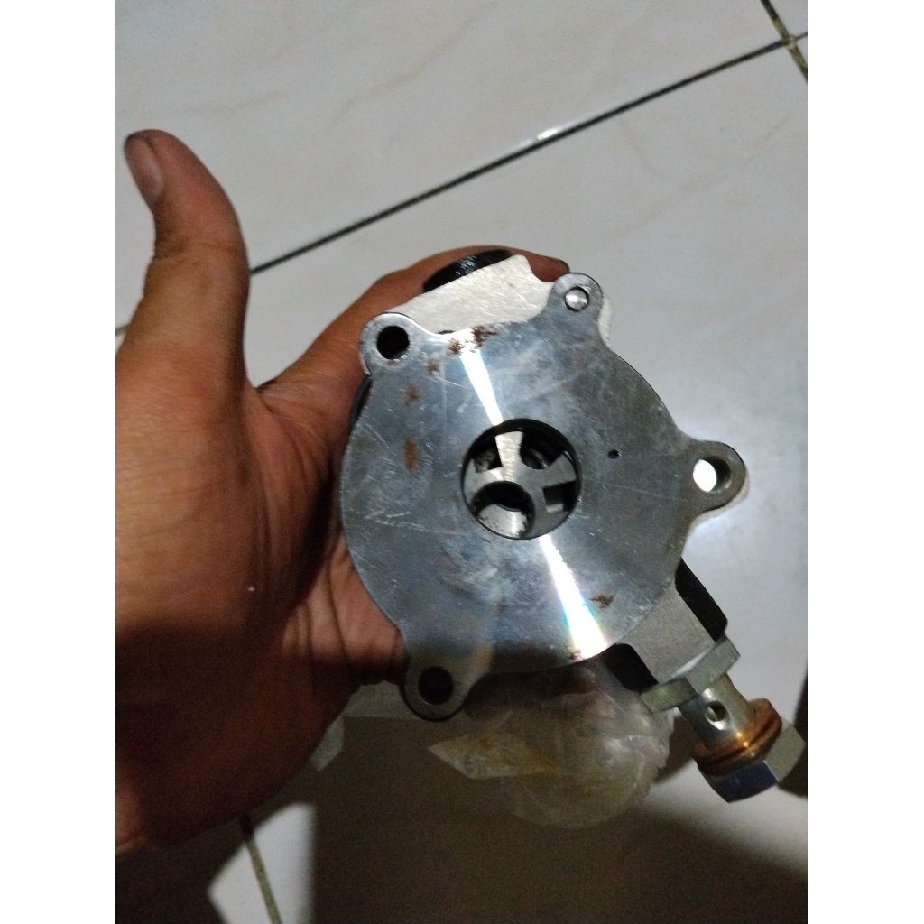Vacuum Pump Alternator Kijang Diesel GP