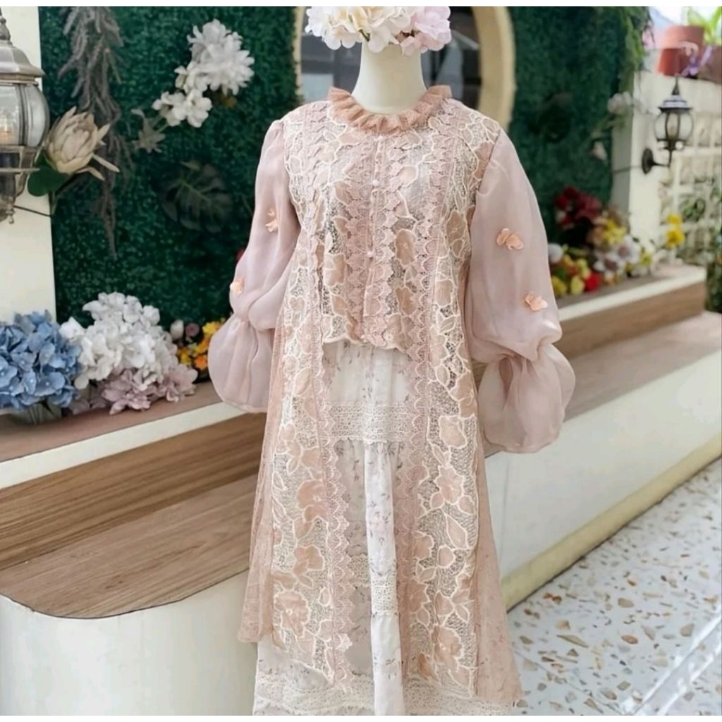 Bhianka Kutubaru Tunik Lebaran Raya Wisuda Simple Dan Elegan from Beachylooks