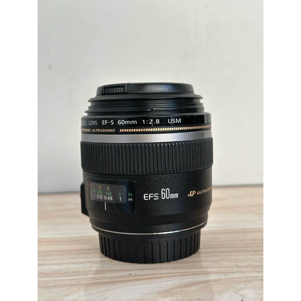 Lensa Canon Macro 60mm f2.8 usm ultrasonic