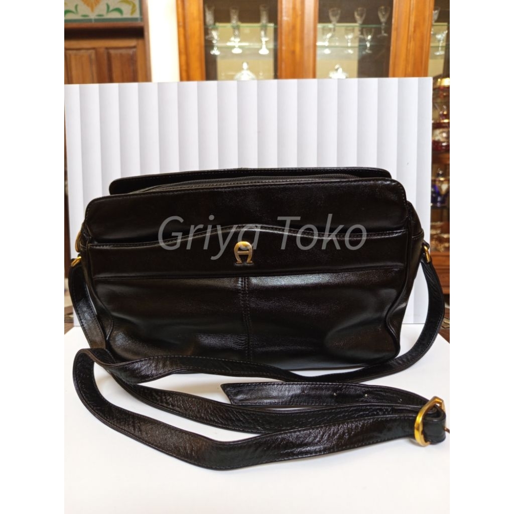Tas Wanita AIGNER