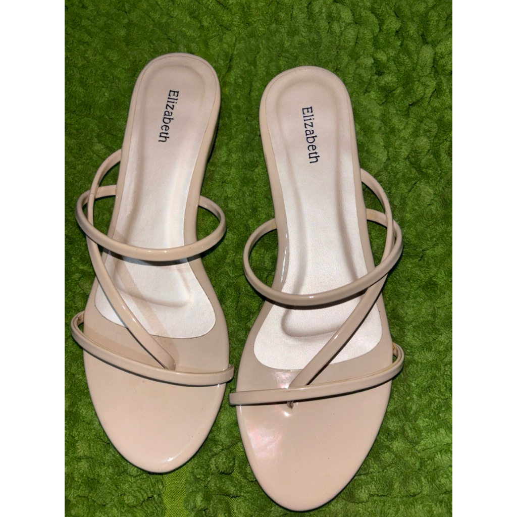 sandal wanita elizabeth size 37 New