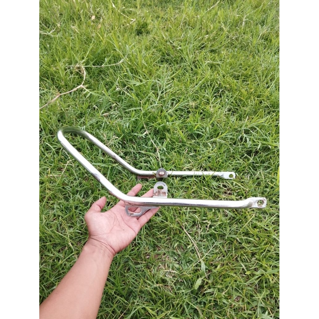 begel behel belakang original gl100 platina 79