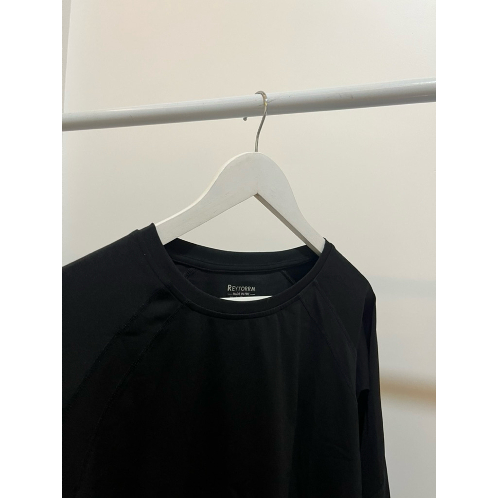 Baju olahraga dry fit reytorm