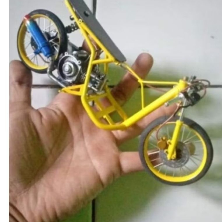 miniatur motor Yamaha aerox full set edisi drag