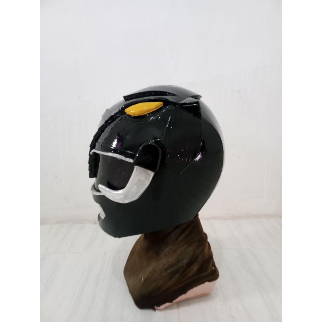 Helmet power rangers black