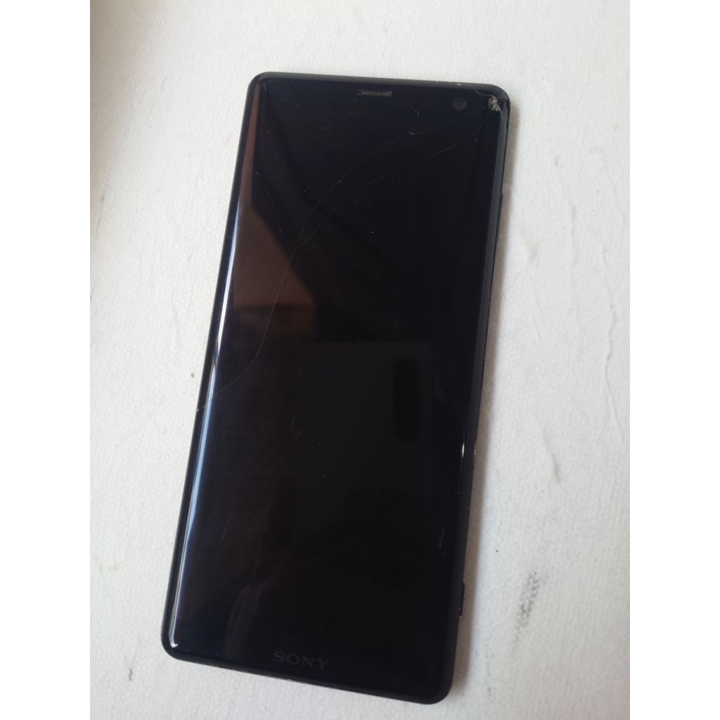 Lcd sony xperia XZ3 original copotan minus layak pakai