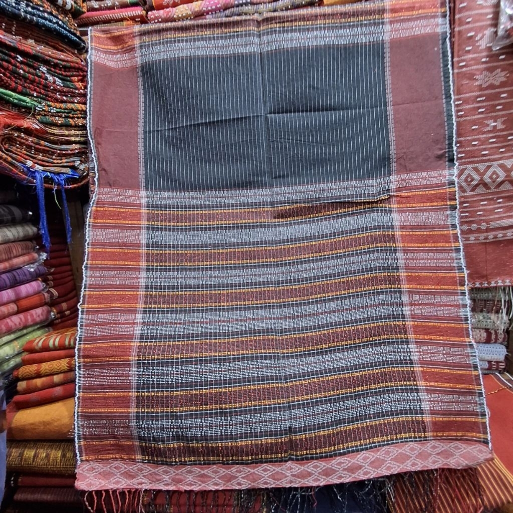 Ulos ragi hotang Siantar  hitam sisi merah