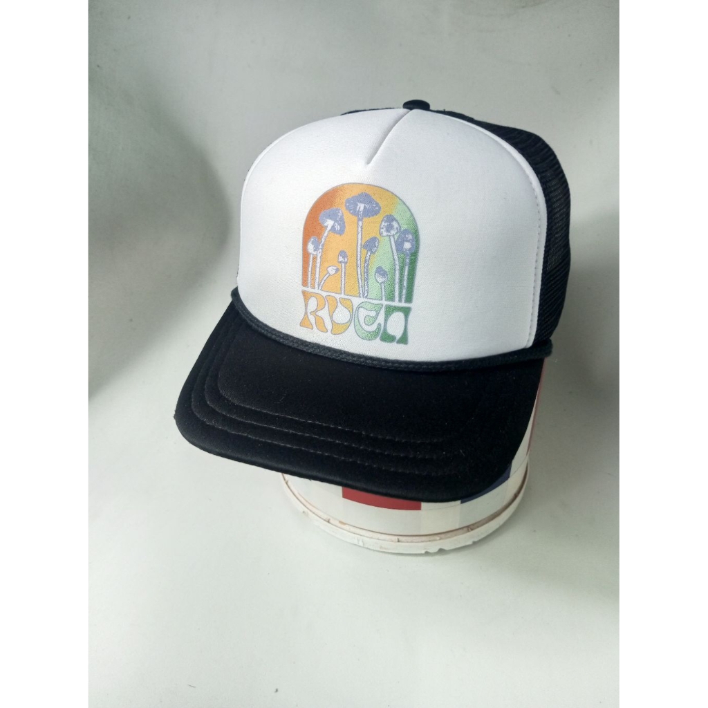 Topi Trucker RVCA Black White
