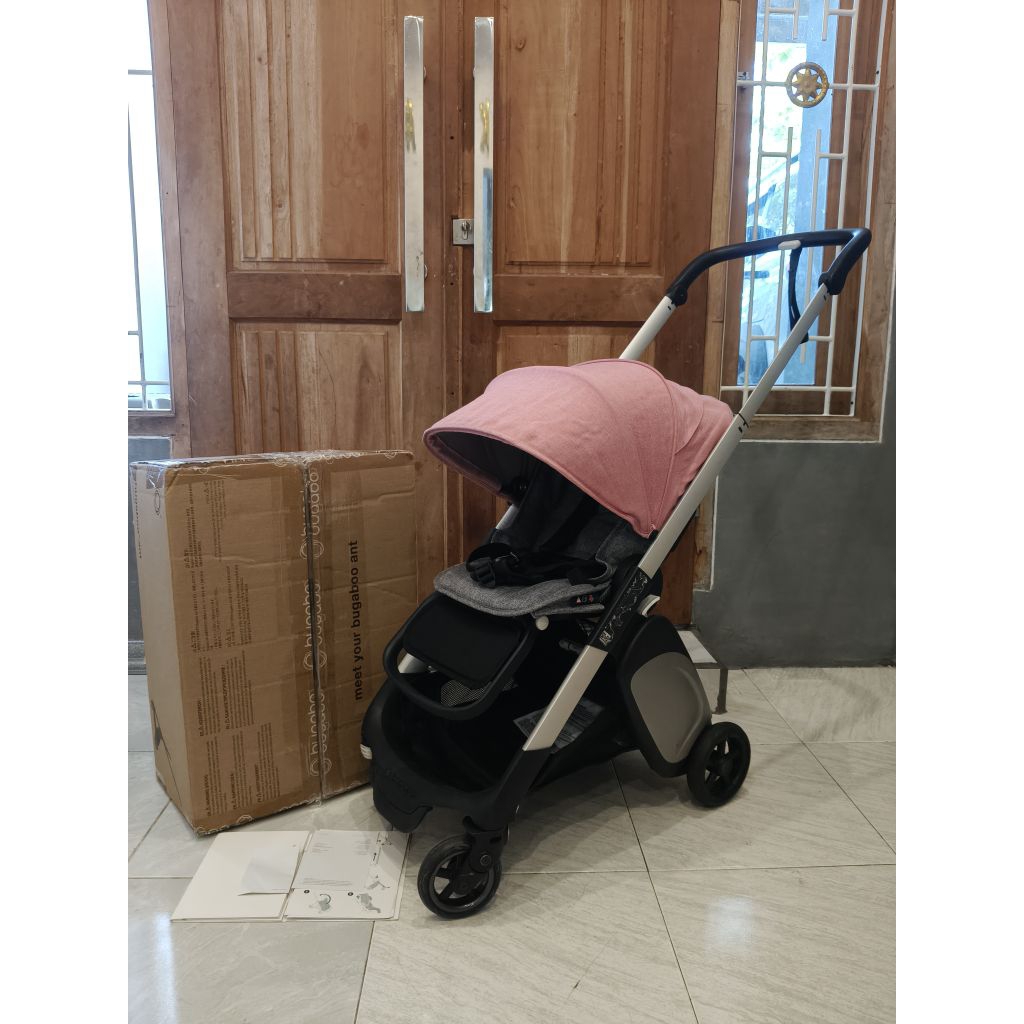 stroller Bugaboo ant include leg rest