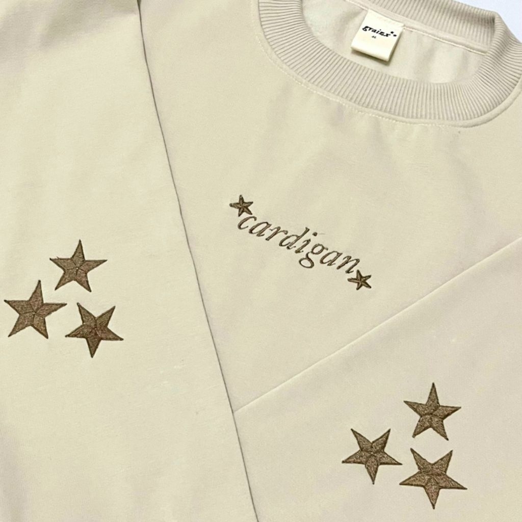 graizx - 556 Cardigan Vintage by Taylor Swift Sweater