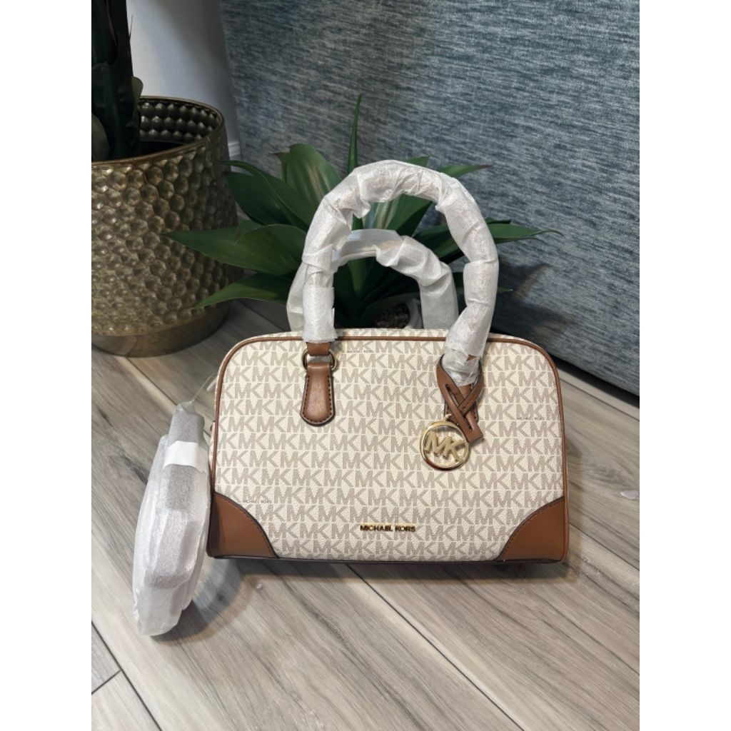 Ready Mk Thompson Duffle Satchel, Medium vanila new, bisa gojek