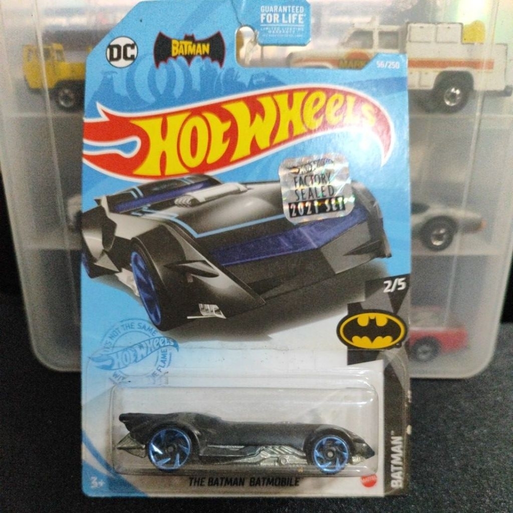 Hot Wheels The Batman Batmobile