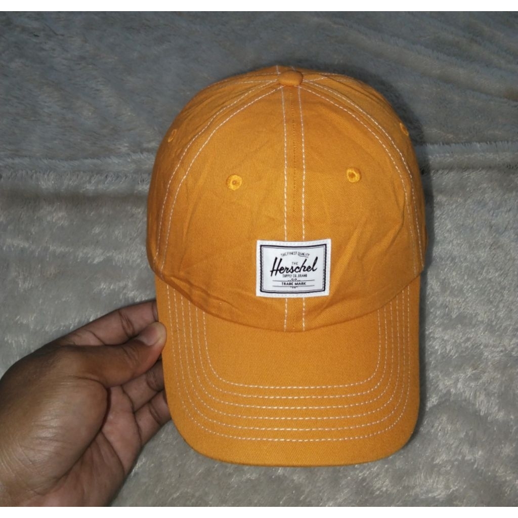 Topi Herschel Setelan Second