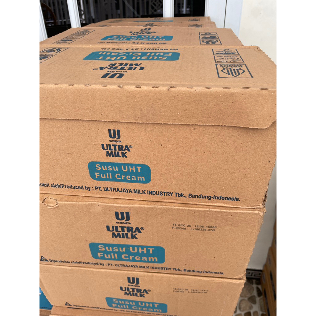 ULTRAMILK FULL CREAM 250ml