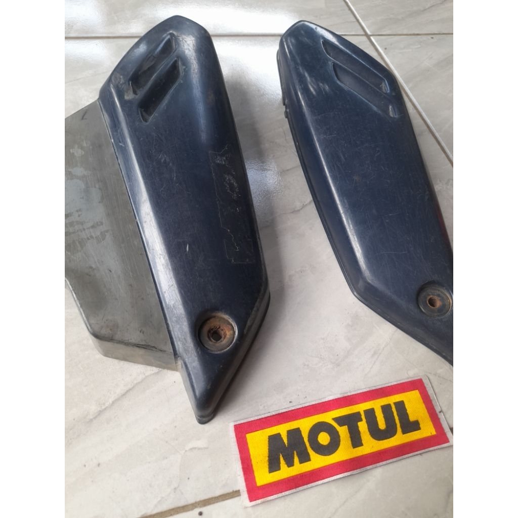 COVER AKI YAMAHA FIZ SE CRYPTON BIRU ORIGINAL BEKAS
