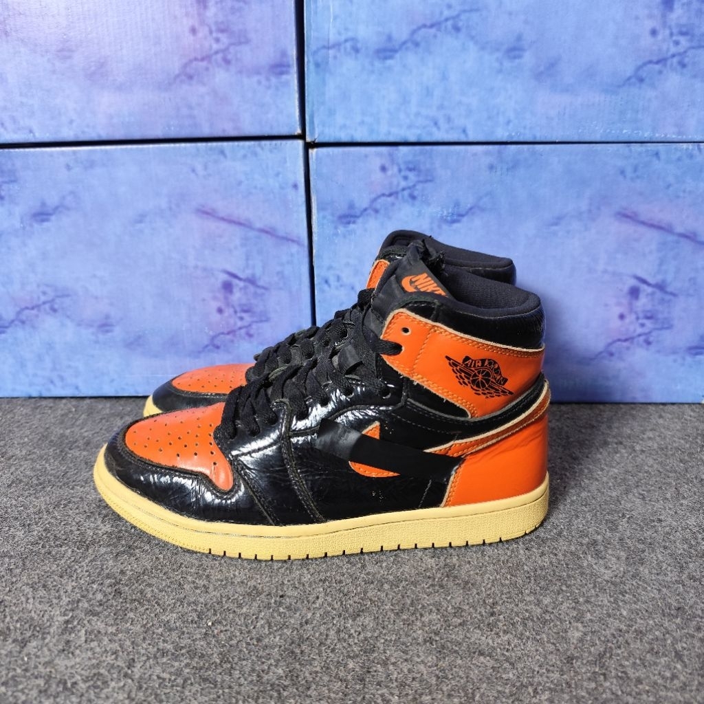 Sepatu Aj1 High shattered backboard