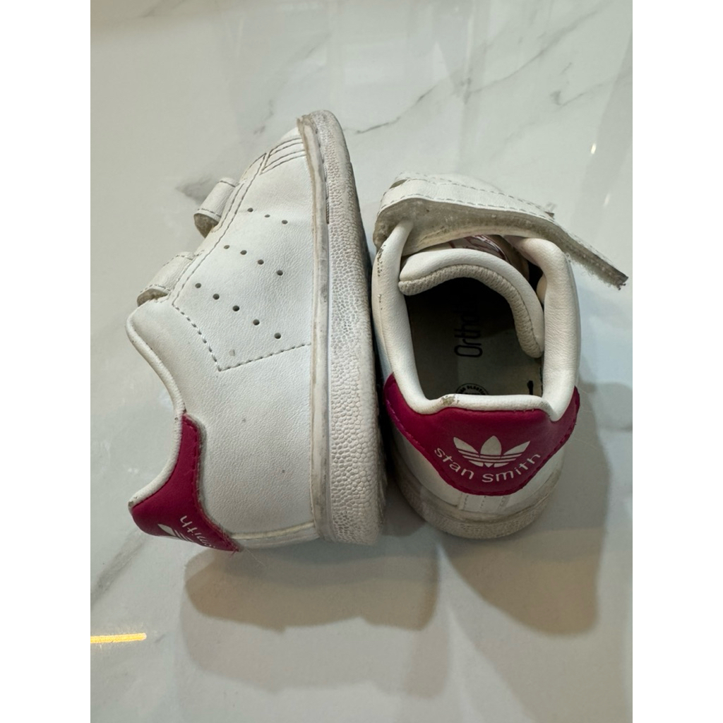 sepatu adidas stan smith