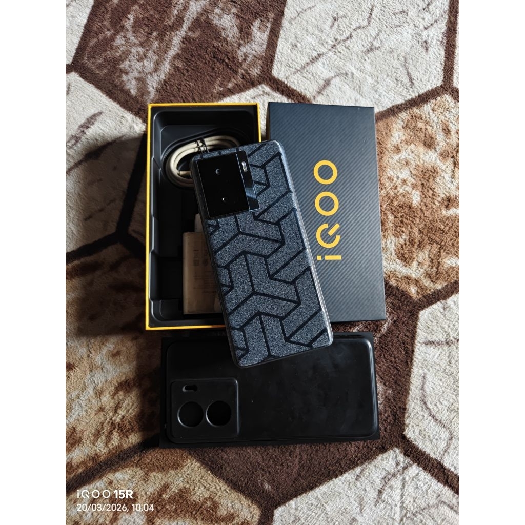 iqoo z7x 5G 8/256 second fullset
