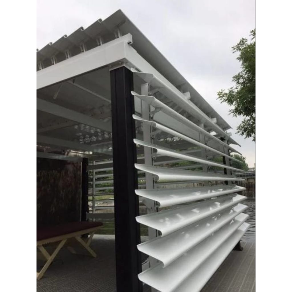 Vertikal Atap buka tutup