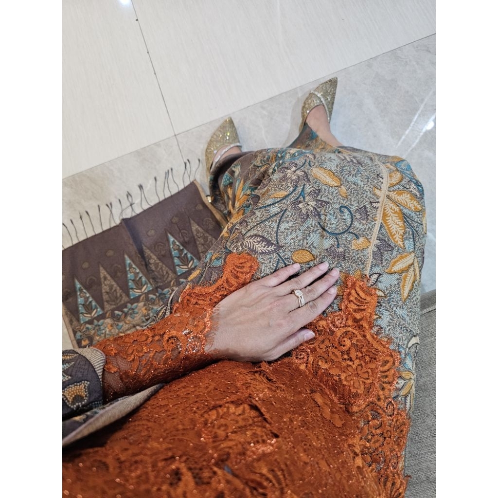 Sinarbintangbutik - Batik Sutra ATBM