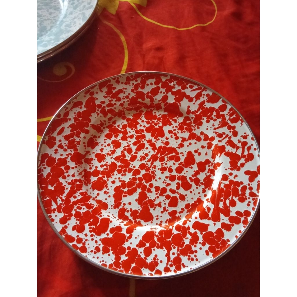 Piring Blirik Merah Kecil Diameter 20 cm