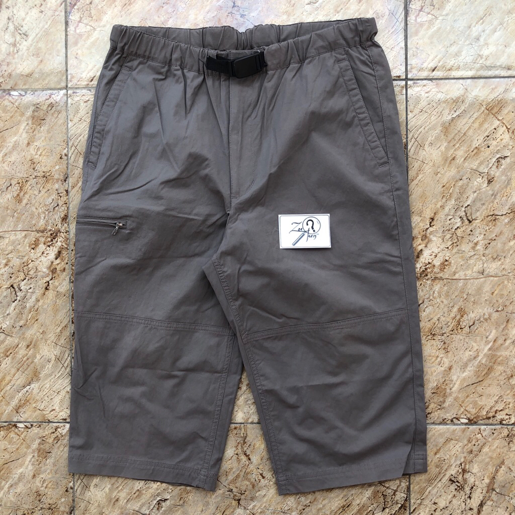 CELANA PENDEK UNIQLO 3/4 BEIGE SEMI CARGO