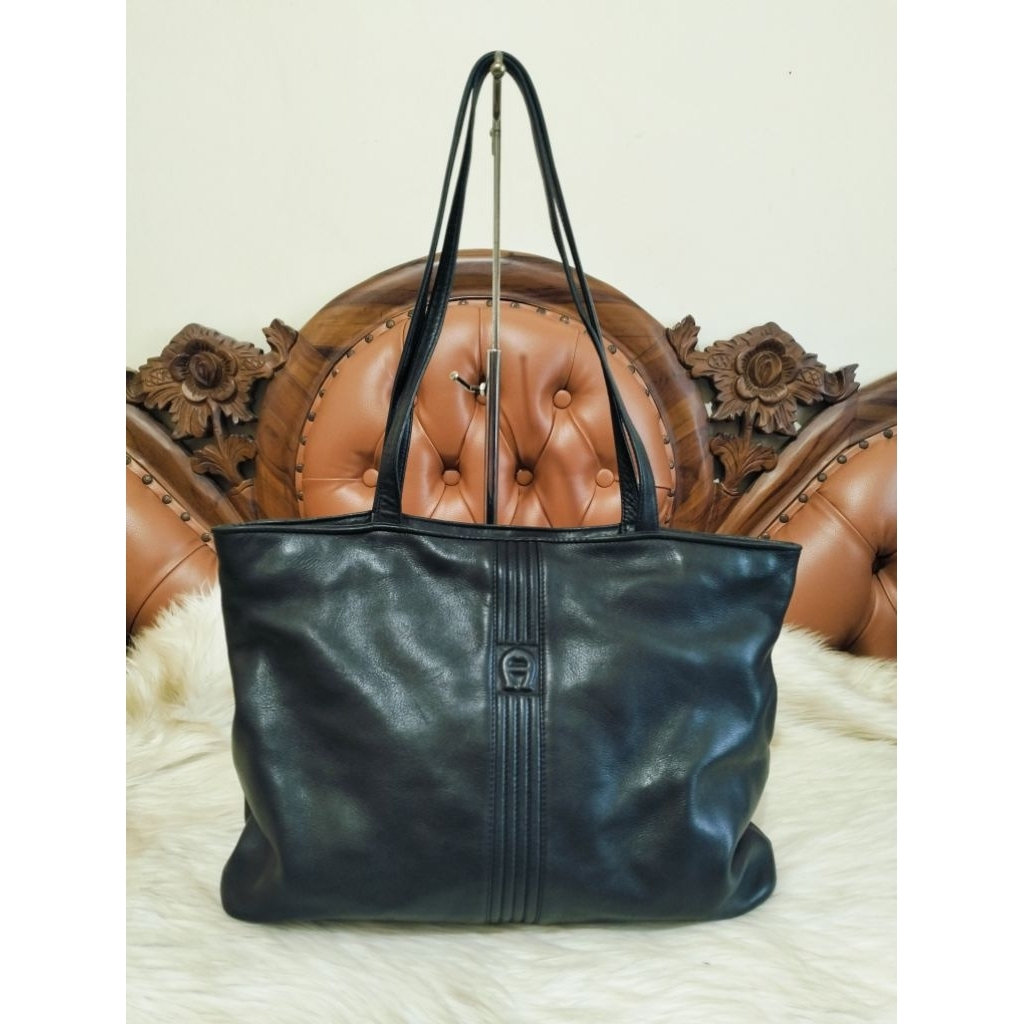 Etienne Aigner Black Leather Tote Shoulder Bag