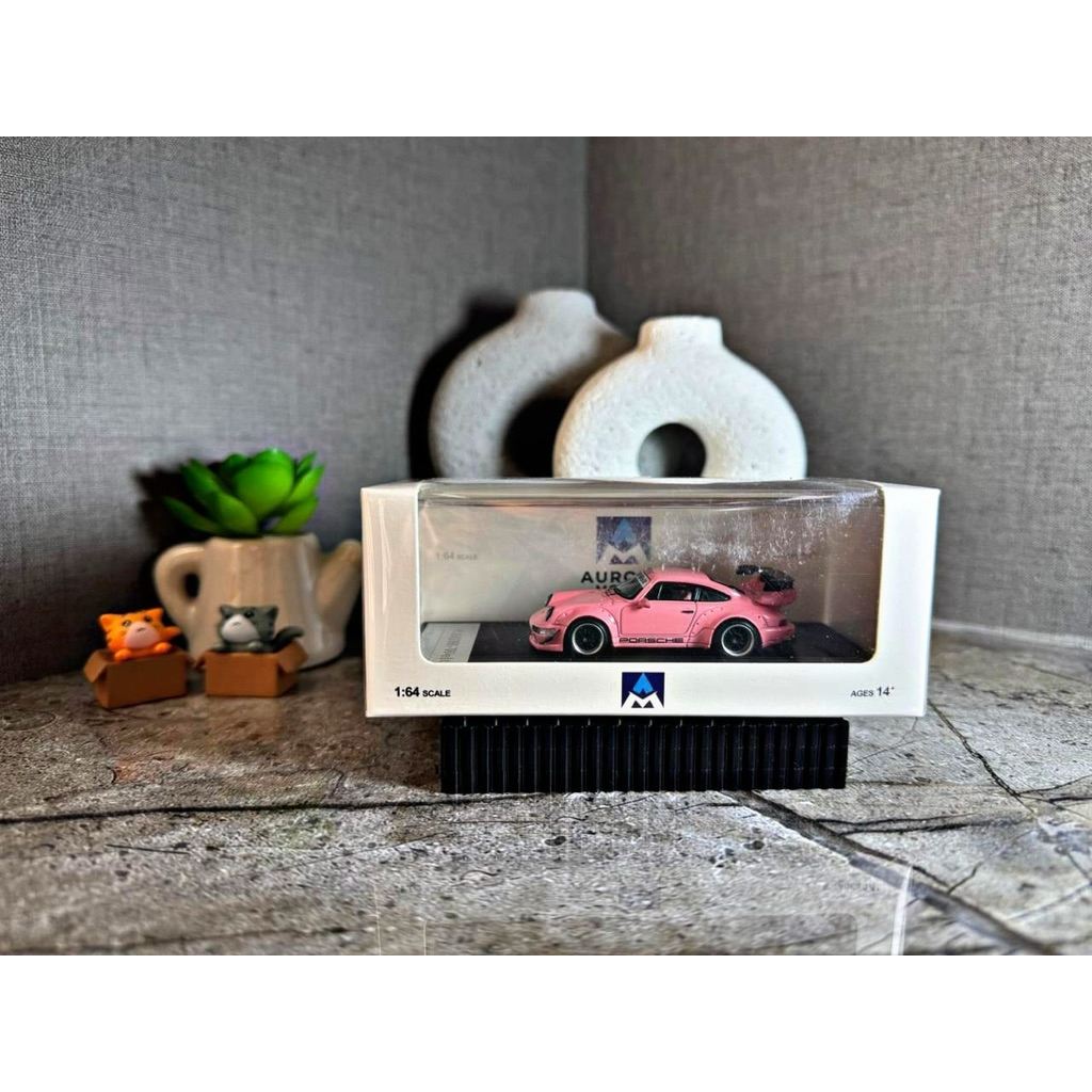 Aurora Model Porsche RWB 964 Candy Pink ( No Figure)