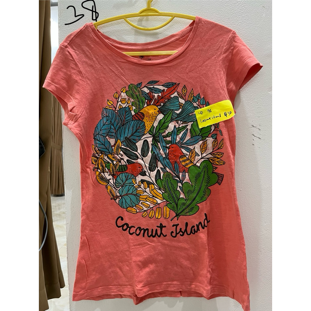 Preloved Kaos Coconut Island