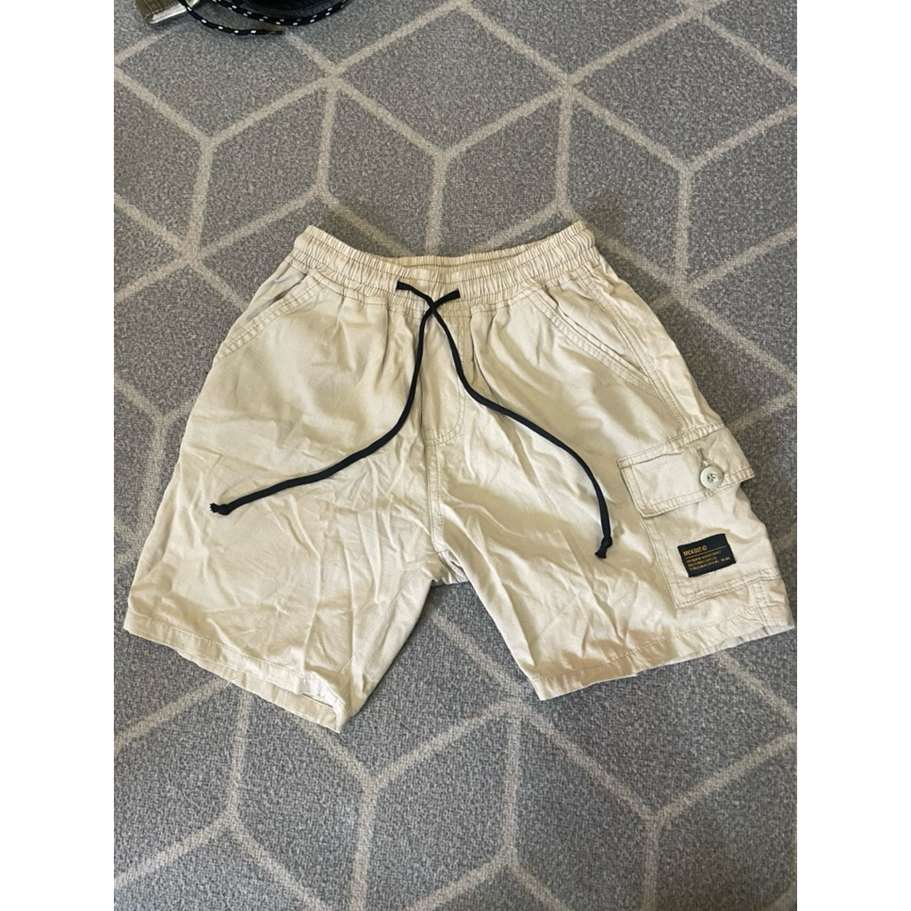 short pants celana pendek mickout project size 29(PRELOVED)