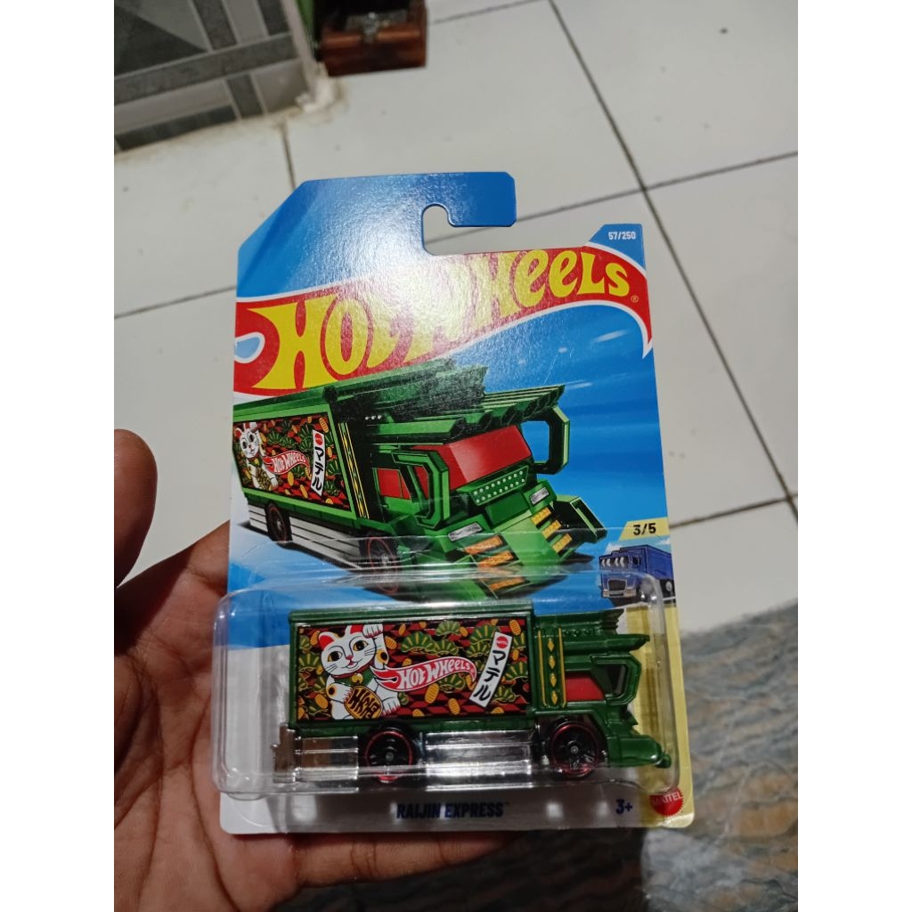 Hotwheels raijin expres