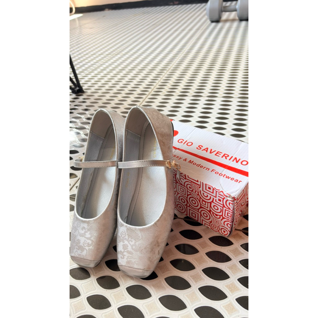 Preloved Flatshoes Gio Saverino