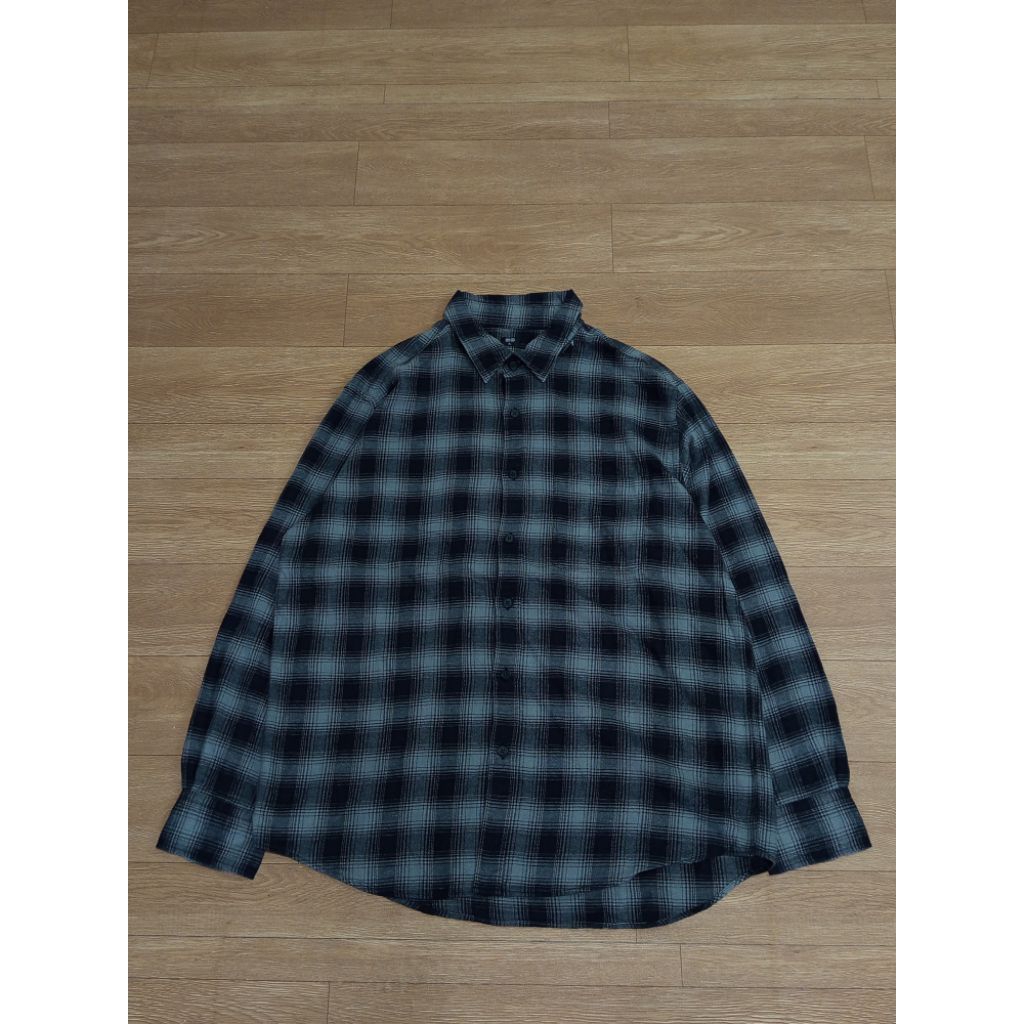 flanel veterano UNIQLO 1pocket  sz XL