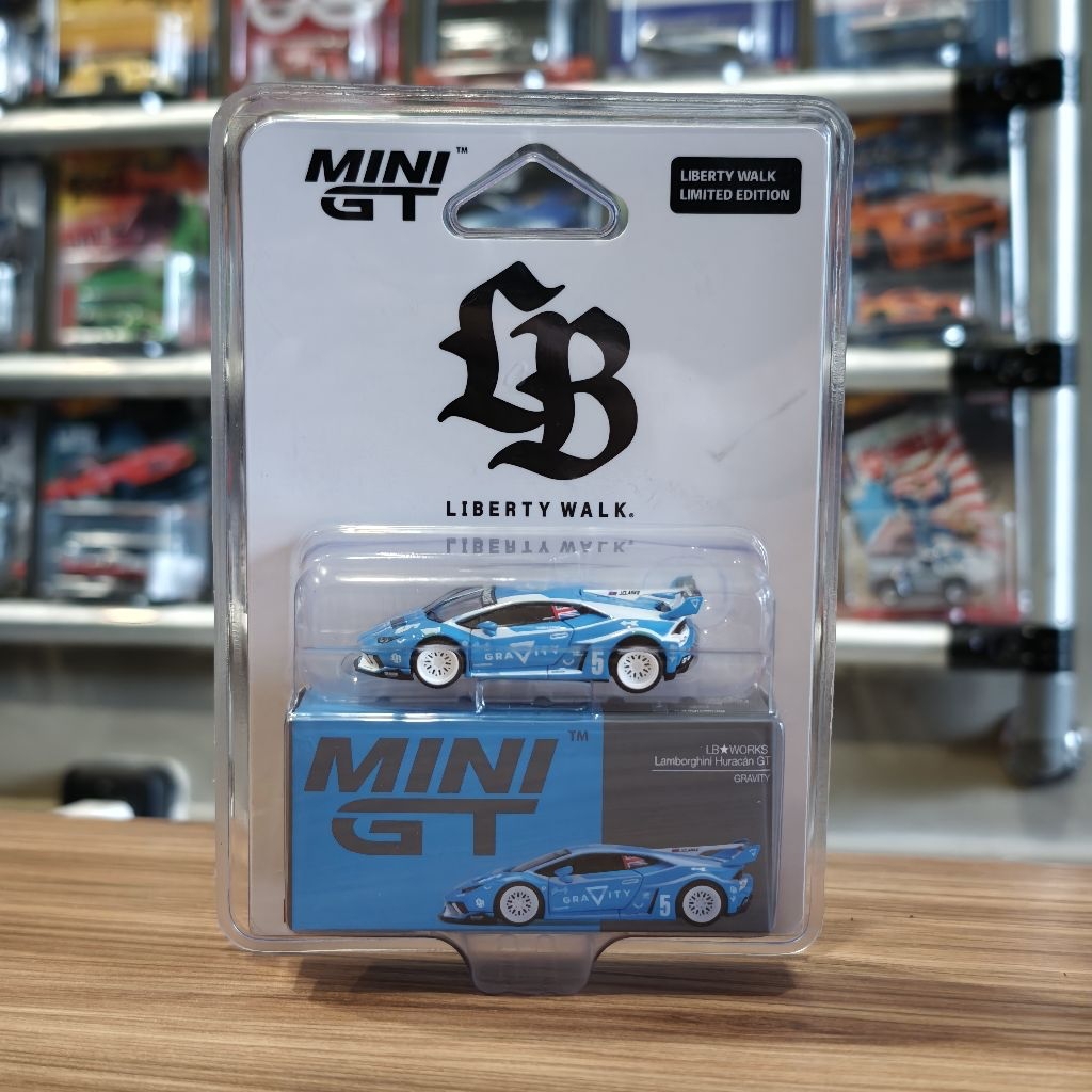 Mini GT LBWK Lamborghini Huracan Gravity
