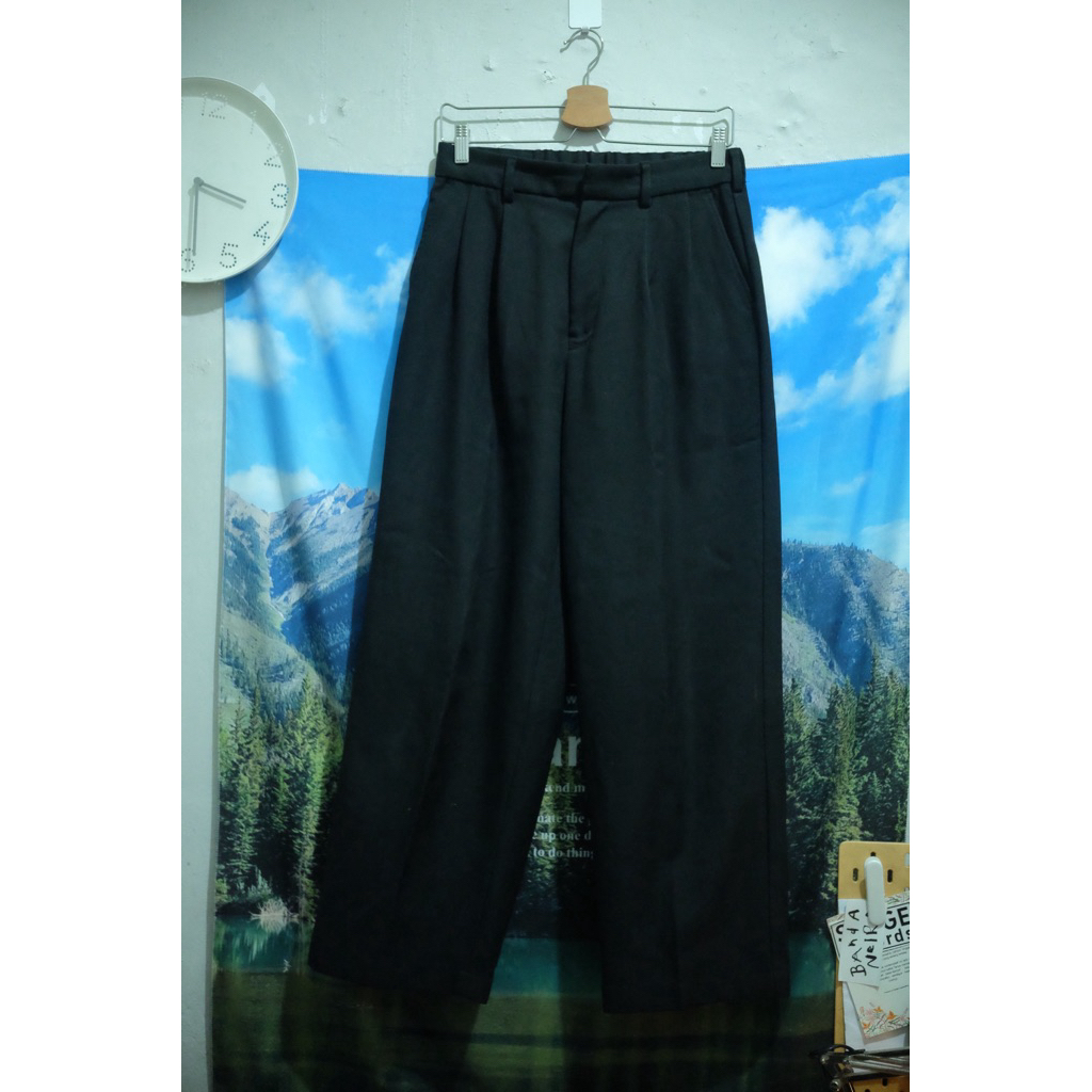 GU Wide Straight Slacks pants black size S
