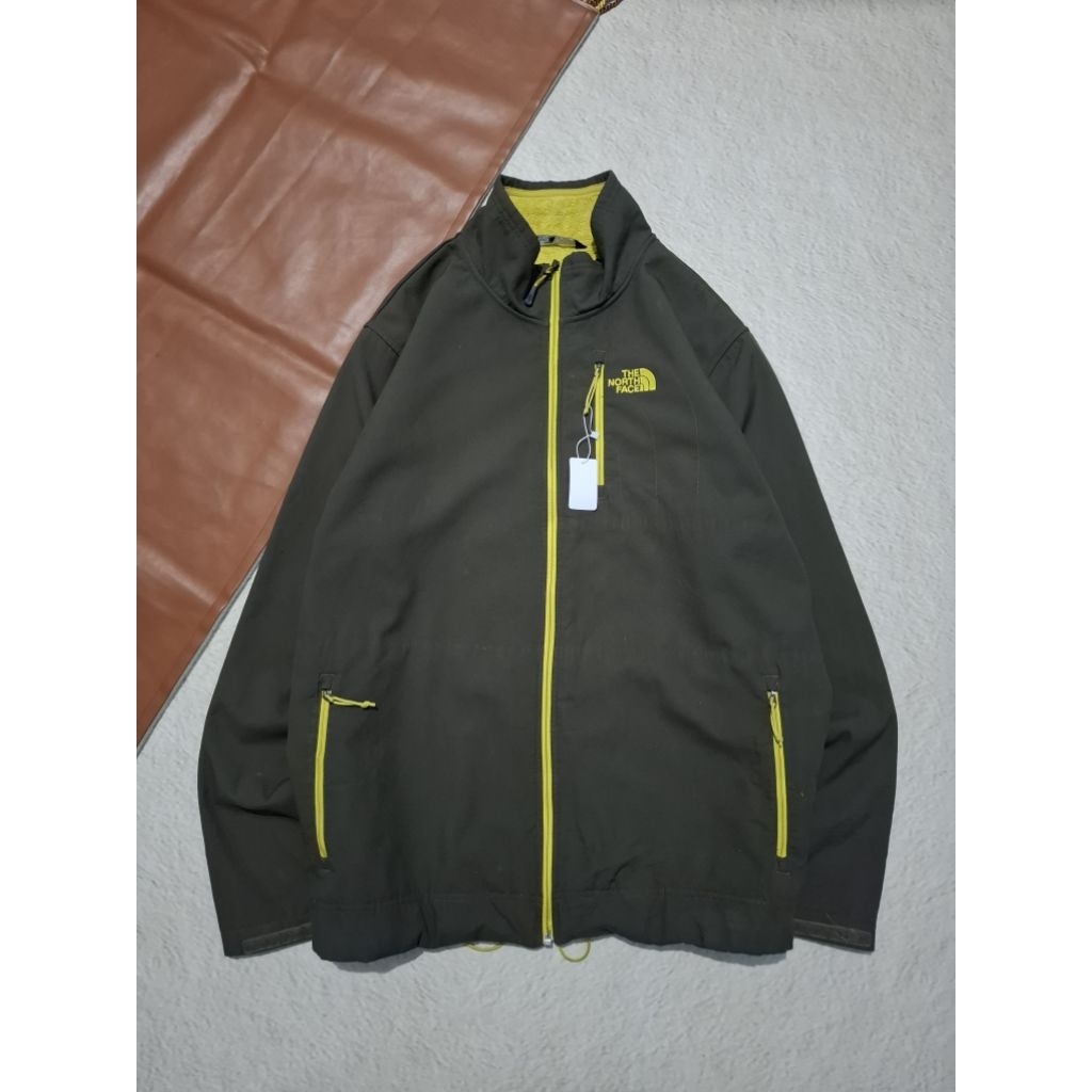 Jaket Outdoor TNF Army (The North Face Shoftshell)