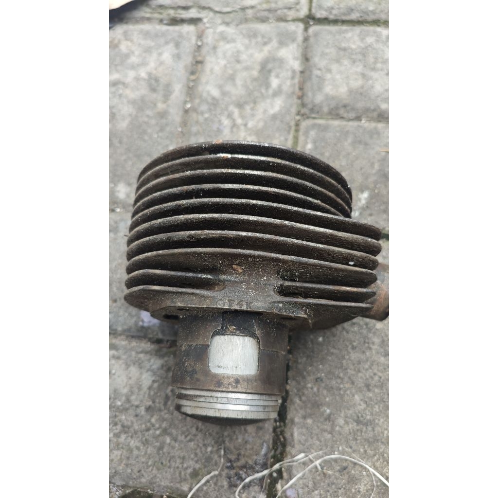 Blok p4k vespa ukuran 4m