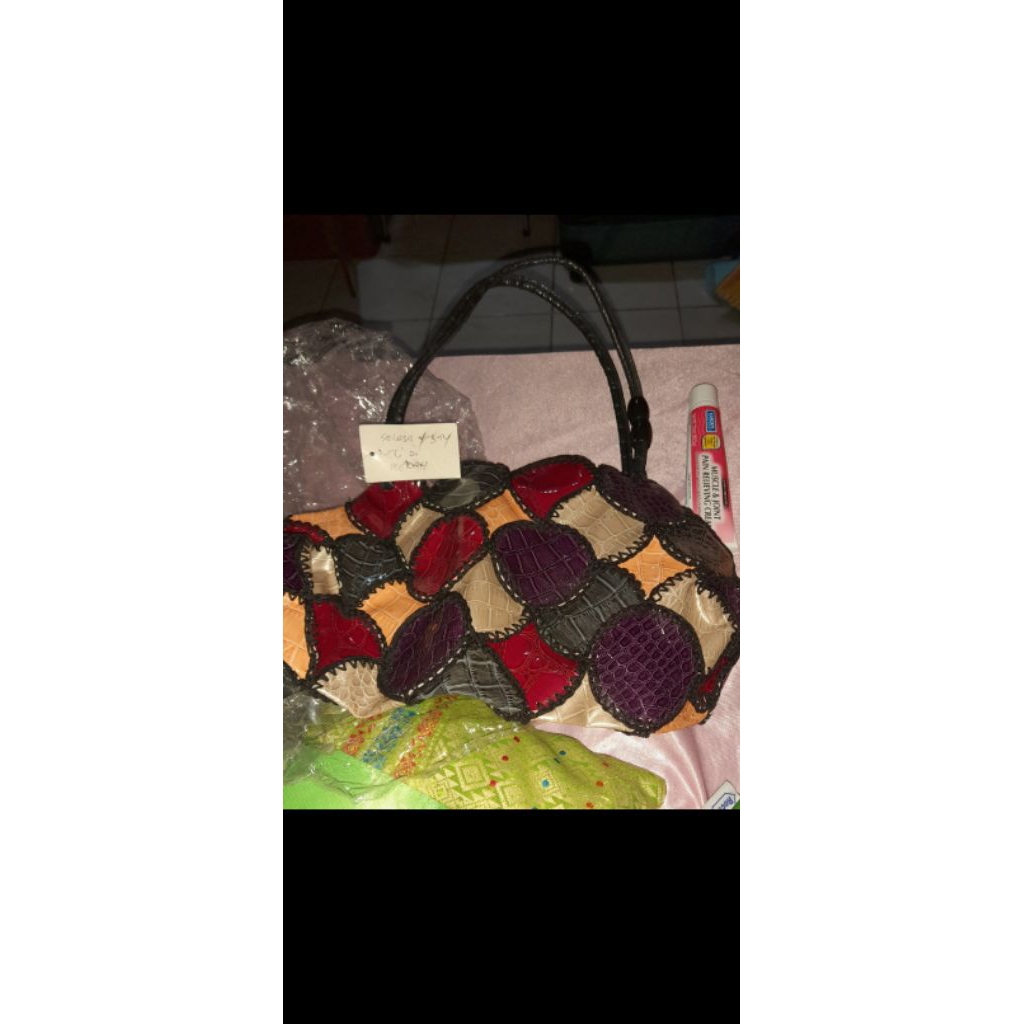 tas cantik asli arab saudi