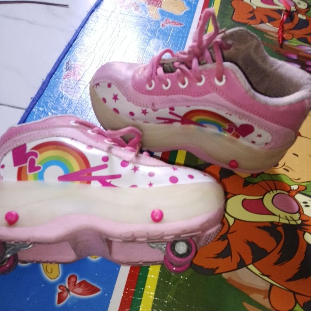Sepatu roda second preloved