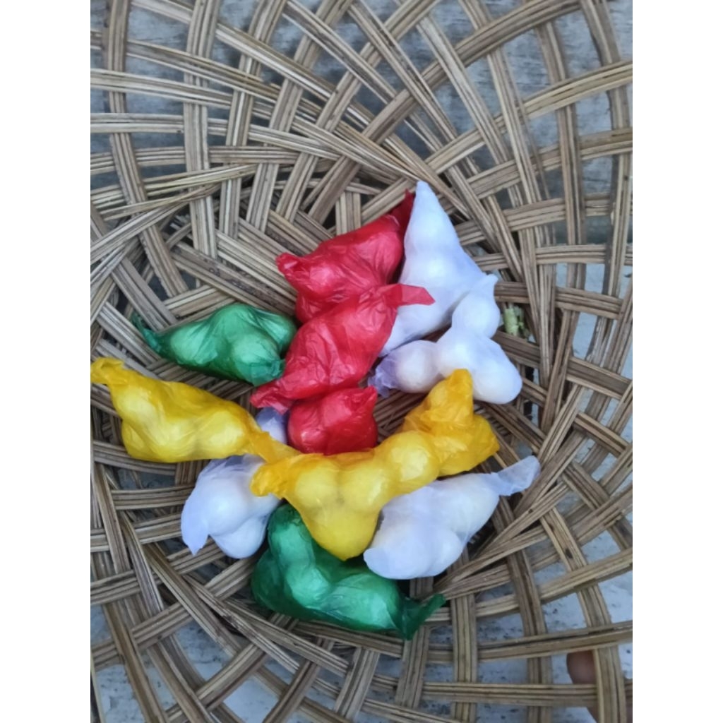 kacang sangrai ciri khas Manado